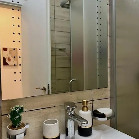 Apartment Rizz 2 *